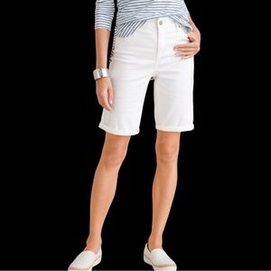 Chico’s Size 20 White So Slimming Girlfriend 5 Pocket Jean Shorts